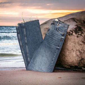 Women’s Zara High-Waisted Jeans